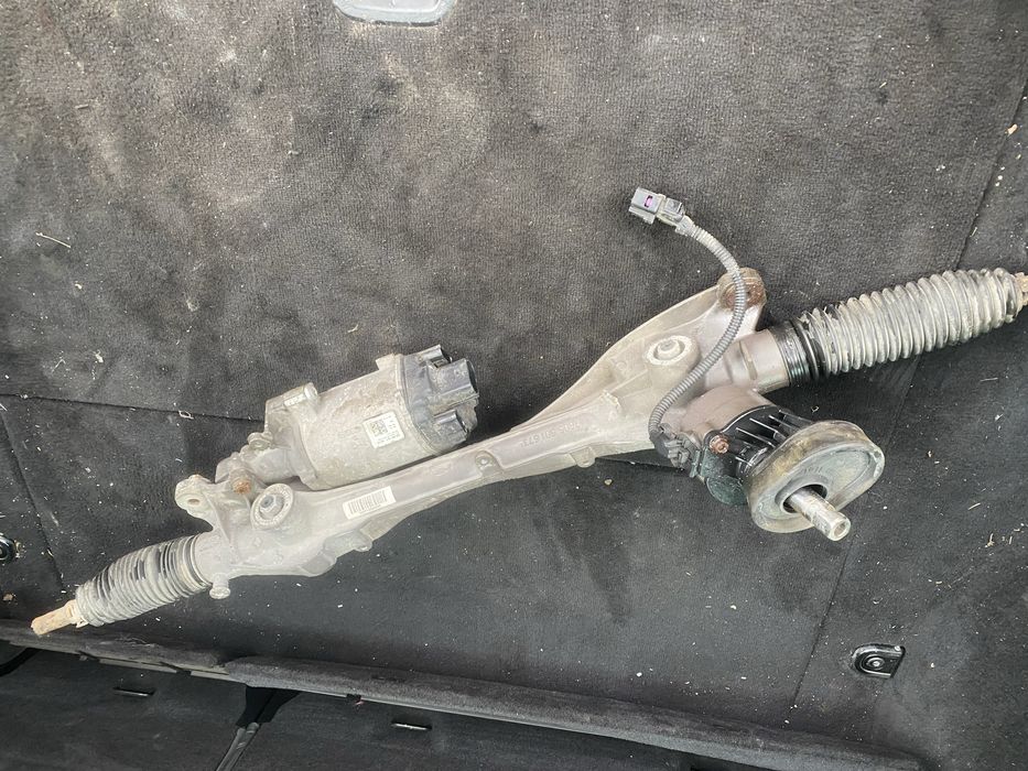 Електрическа кормилна рейка Audi A3 2016г