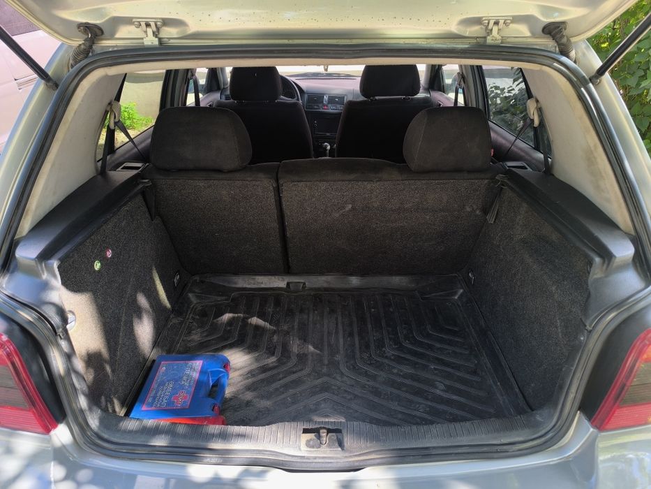 Продам Golf 4, механика, 1.8