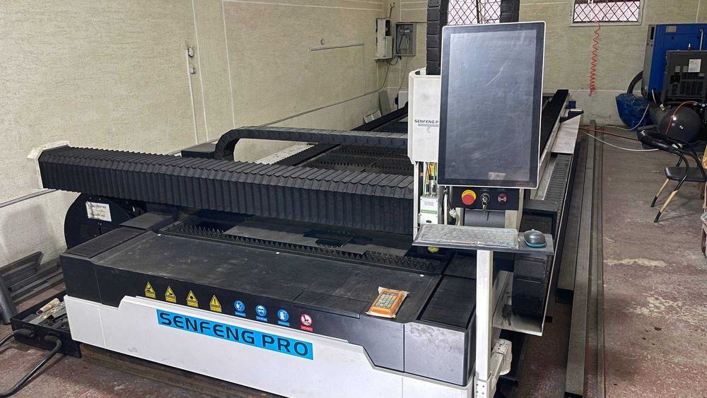 Станок лазерной резки SENGFENG PRO RFL-C300S-CE