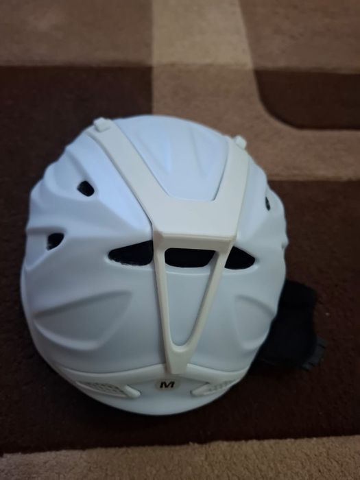 Лыжные шлемы, разные