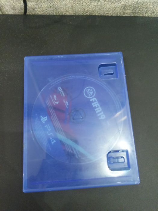 Диски на Ps4.и последний на комп