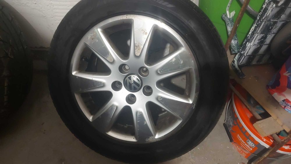 Vand jante aliaj 215/55 R16 originale Volkswagen plus cauciucuri vara Sebring
