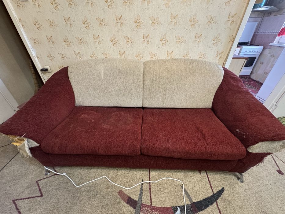 Раскладной диван + 2 кресла