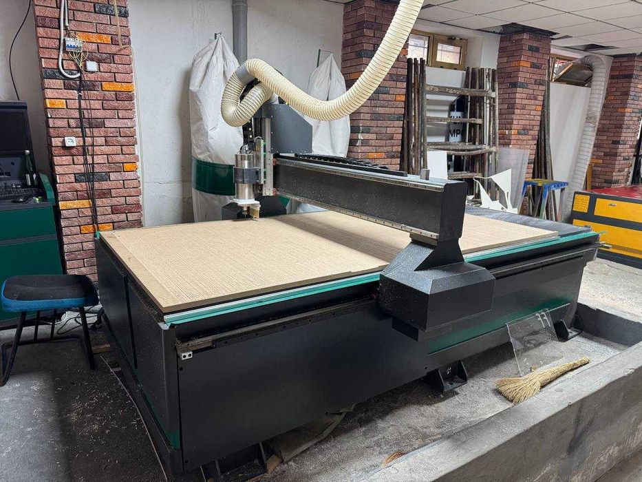 Лазер, Ровер, Плоттер кесиш / Баннер ва УФ печать — Тошкент реклама!