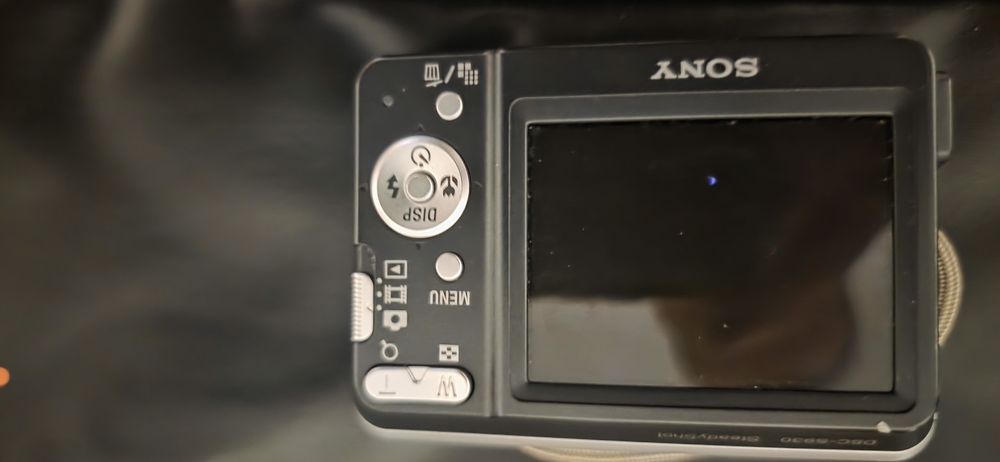 Sony DSC-S930 steadyshot