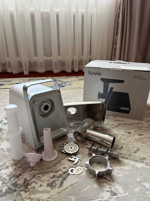 Мясорубка Tuvio TMG02PV