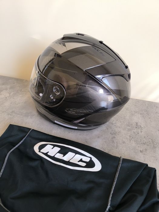 Нова каска HJC is-17