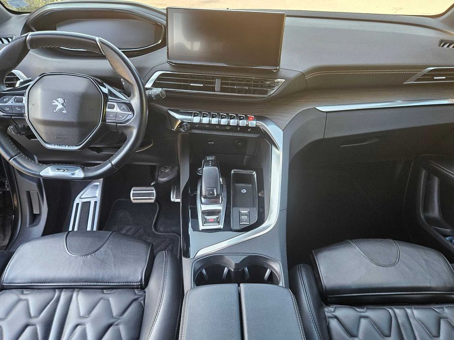 PEUGEOT 5008 GT-Line | 2022 г. | 1.5 BlueHDi