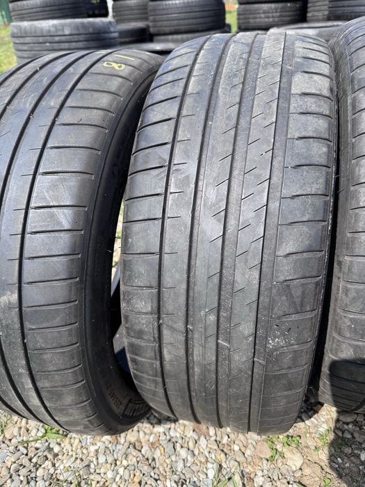 Anvelope/cauciucuri vara michellin 235/45/18  cu spuma