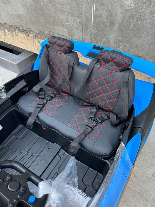 Детская машина Bugatti Bolide 24V – 2 местная, Bluetooth, 4x4