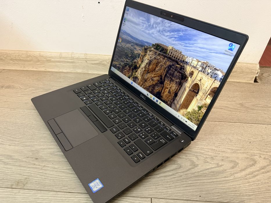 Dell Latitude 5401 i5-9400H/16 Gb DDR4/ Nvidia MX150/ Baterie 5 ore