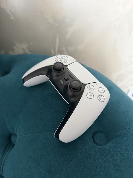 Maneta joystick Ps5 controller playstation 5 , ca nou ( ultimul model )