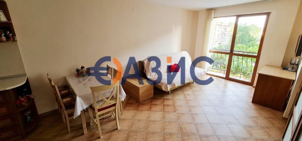 Продава се Двустаен апартамент в к.к. Слънчев бряг - 58 кв.м за 835 €/кв.м - Снимка #4