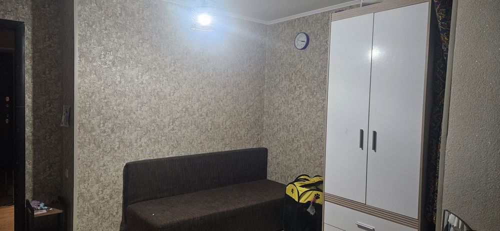 Продам 3 х ком кв 6 мкр