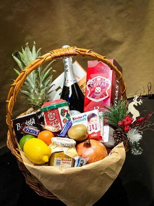 Корзины подарочные корзина