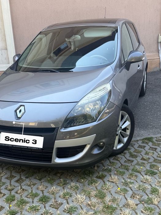 RENAULT Scenic