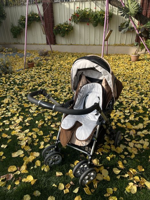 Коляска детская в отличном состоянии