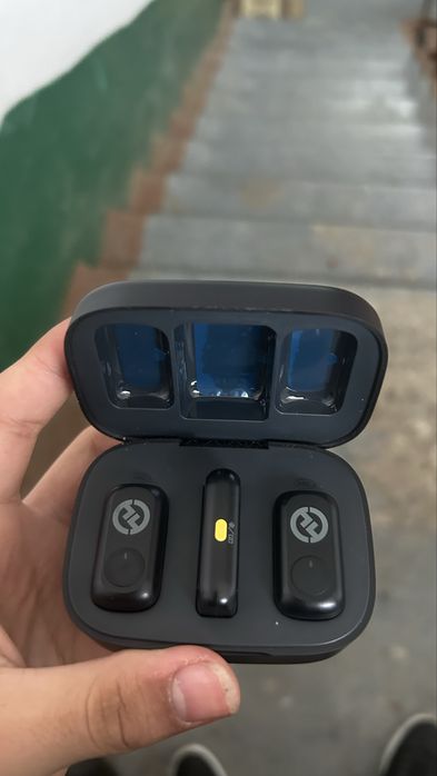 Продам микрофон (HOLLYLAND)