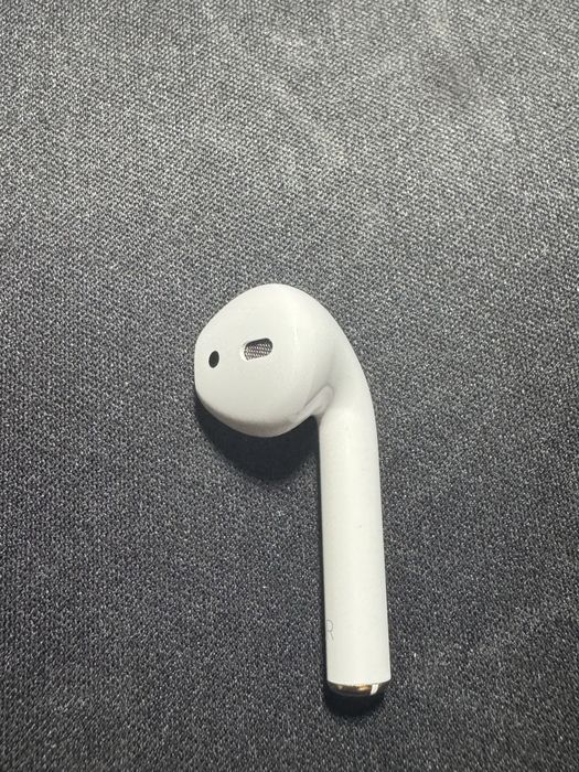 Наушник airpods 1 правый