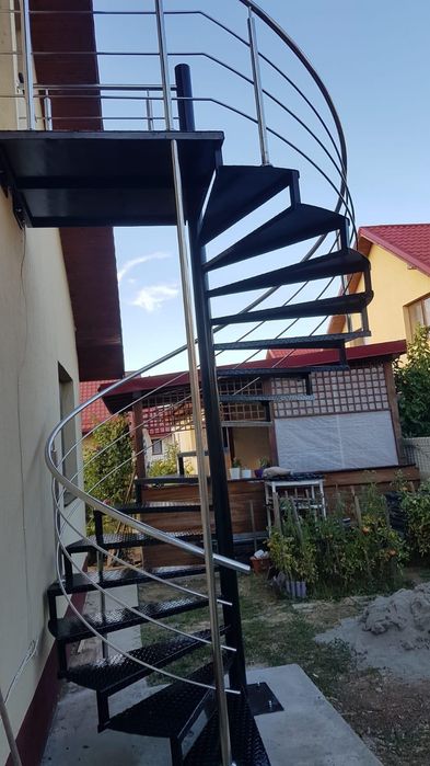 SCĂRI INTERIOARE si EXTERIOARE -Balustrade INOX, Metalice, Fier Forjat