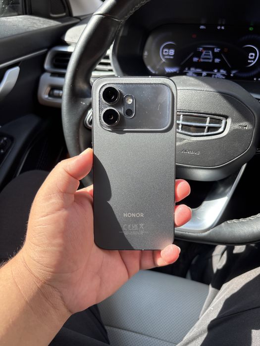 Honor 600 8/256 gb