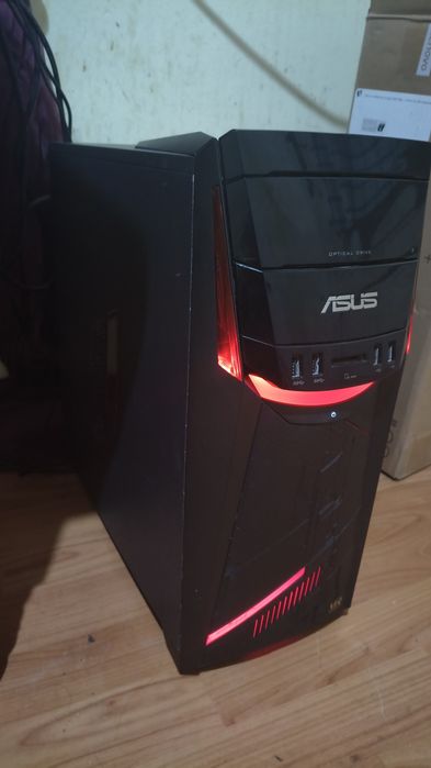 Pc gaming-i5 7600k placa video Rx 580 8gb 8gb ram ddr4 128gb SSD windows 11 pro 2tb hdd