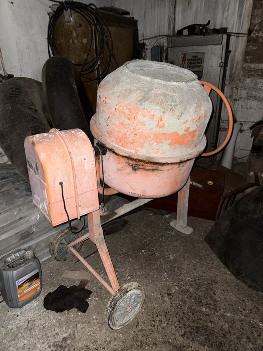 Бетономешалка продам
