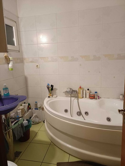 Apartament 3 camere bvd Chisinau, sect 2, Bucuresti