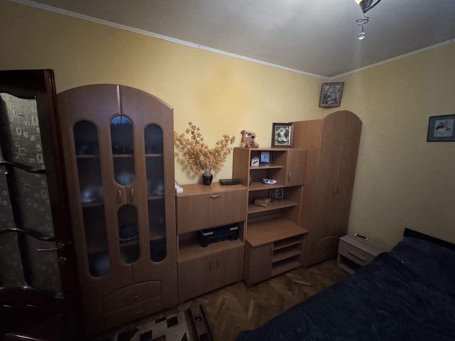 Vând tot ce se vede în poze Detalii la numărul de telefon:0750185169