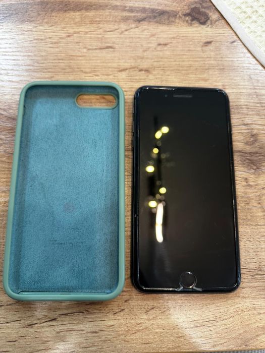 Iphone 8 Plus, 64 Gb