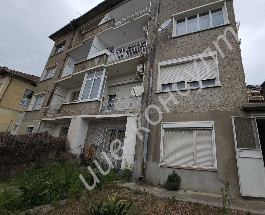 Етаж от къща в сърцето на старопрестолния град