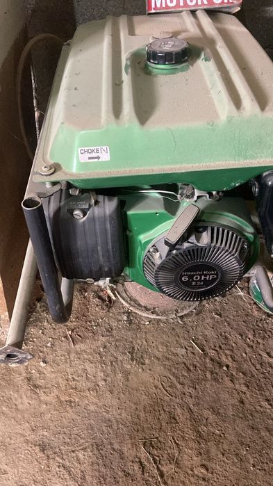 Бензиновый генератор Hitachi E24  японски