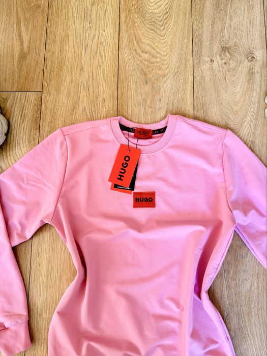 Суперсвеж ежедневен суичър H B