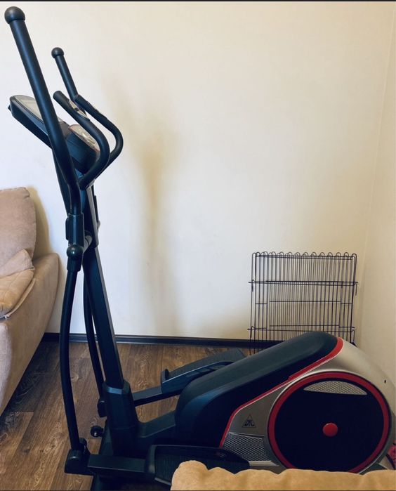 Продам тренажер Елипс