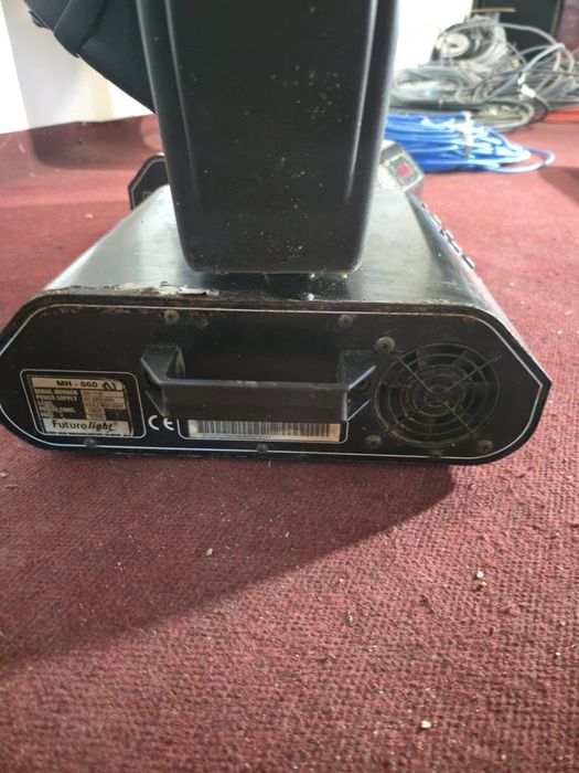 Set 2 piese Moving Head Futurelight MH-660 Spotlight profesionale