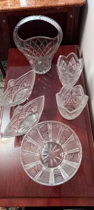 продам ХРУСТАЛЬ и цветы