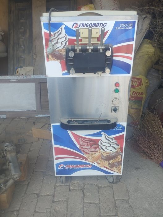 Морўжне апарати сотилади