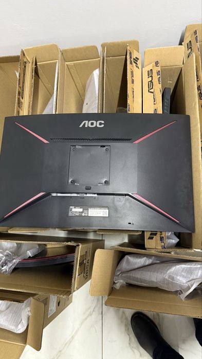 Мониторы 27, Мониторы 32