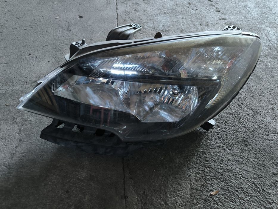 Фар за Opel Mokka