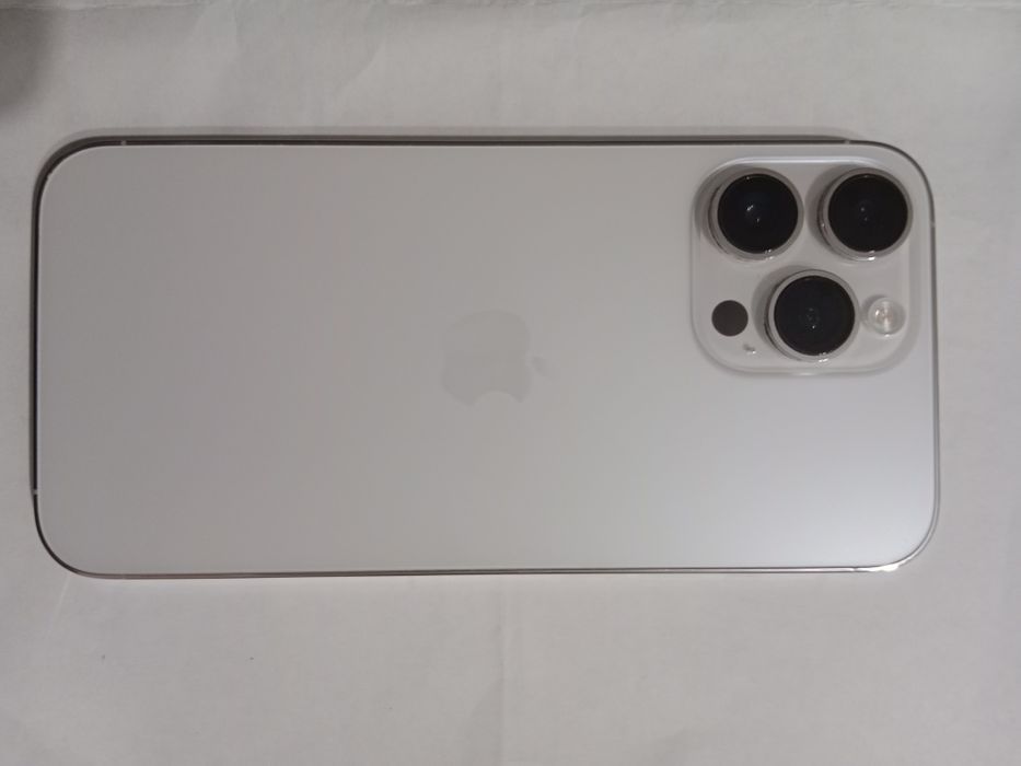 Продам айфон 14 про мах