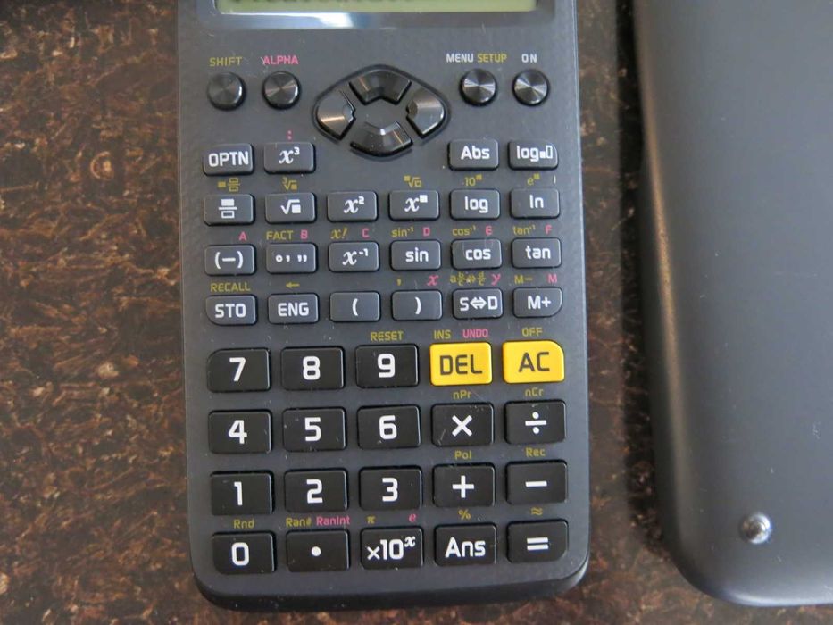 Научен калкулатор Casio fx-82EX, ClassWiz