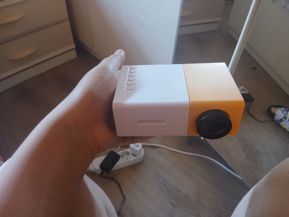 Vand video proiector functionabil