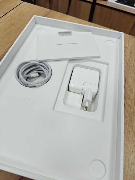MacBook Air M1 | 99% Акб | 20 Циклов | 8/256гб | ЕАС
