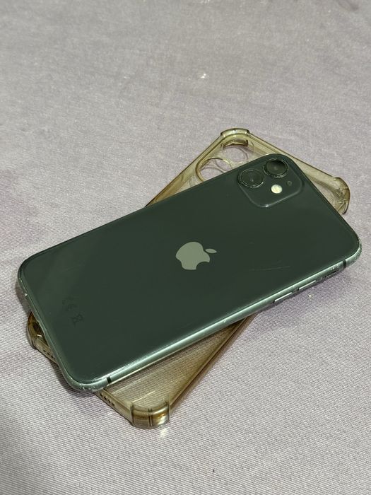 Айфон 11 64ГБ за 70тыс