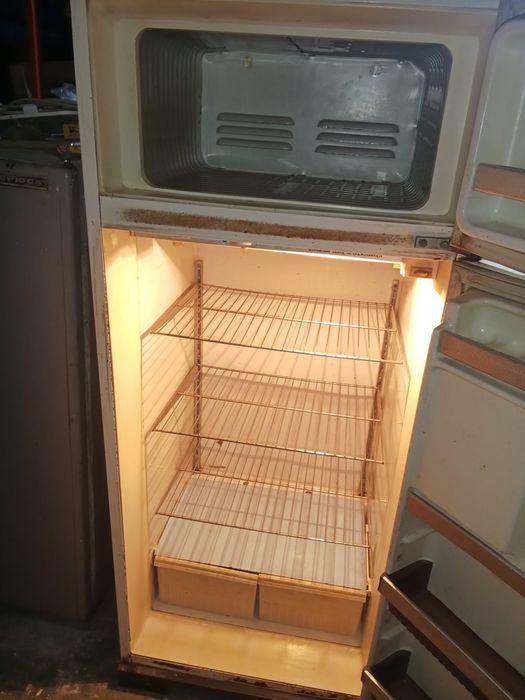 Ока холодильник рабочая продается.