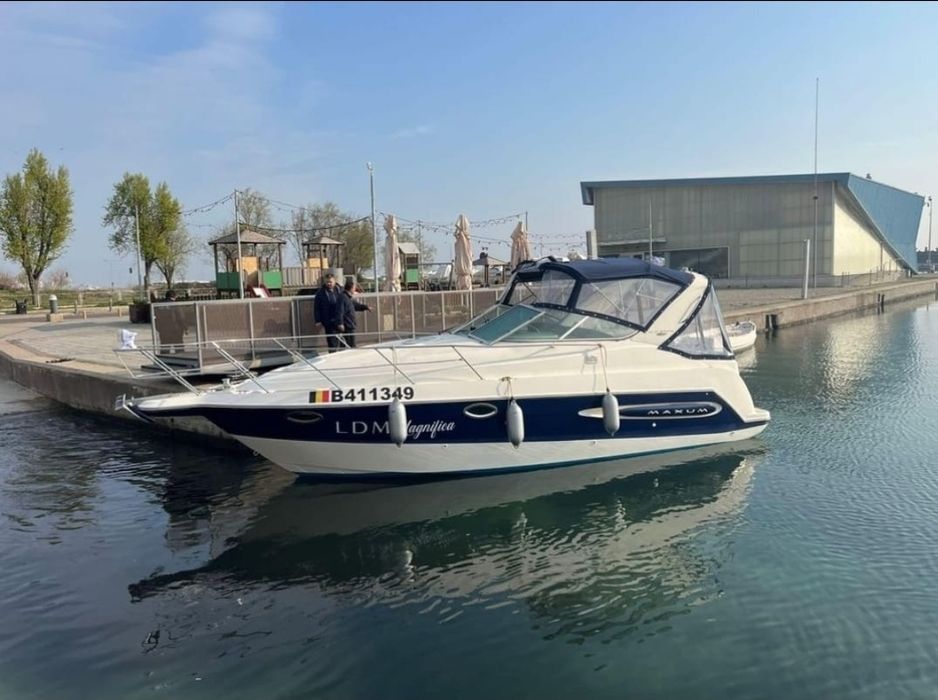 Yacht MAXUM 2900SE cabinata L9.5mxl3m 520CP peridoc inclus