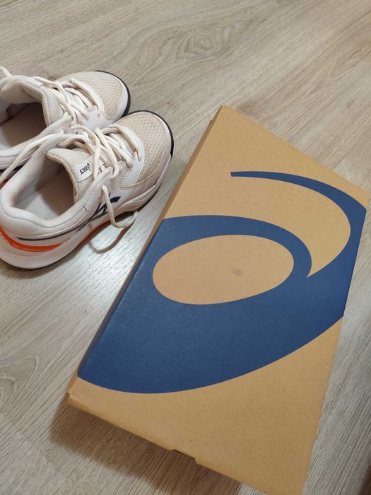 Маратонки за тенис