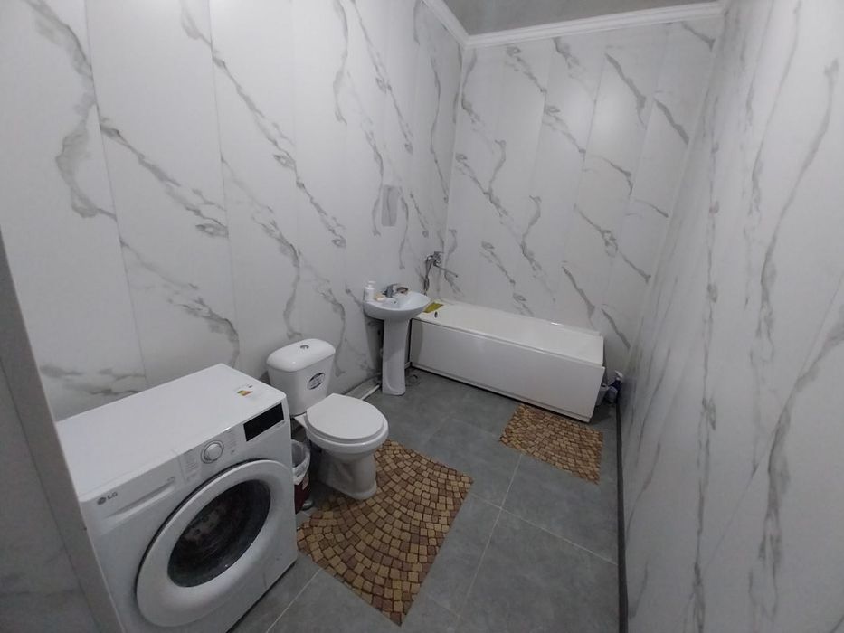 Nazarbek Tarnovda hovli sotiladi