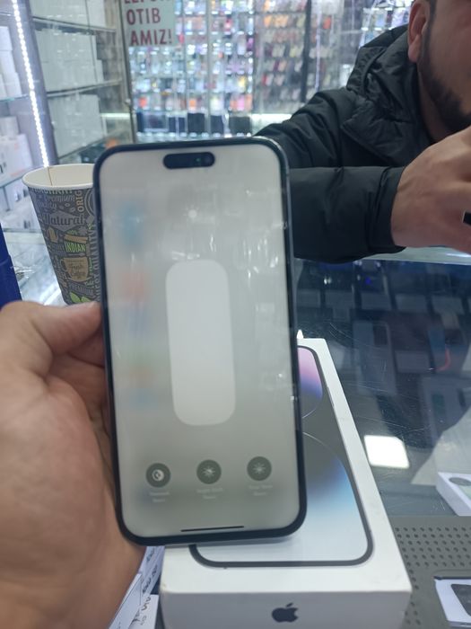 14 por max 256gb-86%