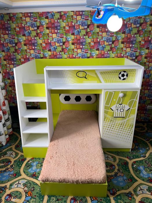 Продам детскую кроватку